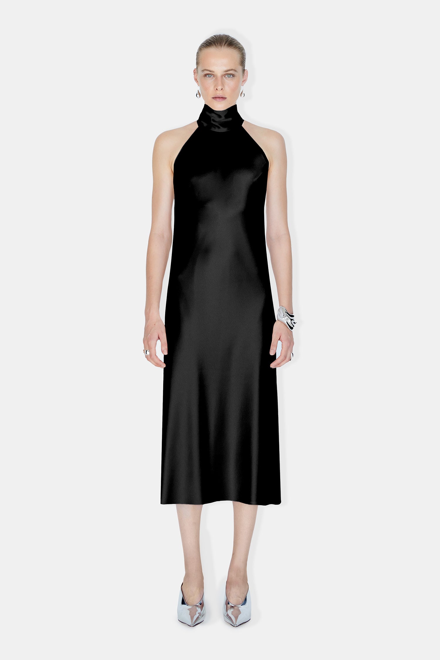 black cropped Sienna as the quieter evening option