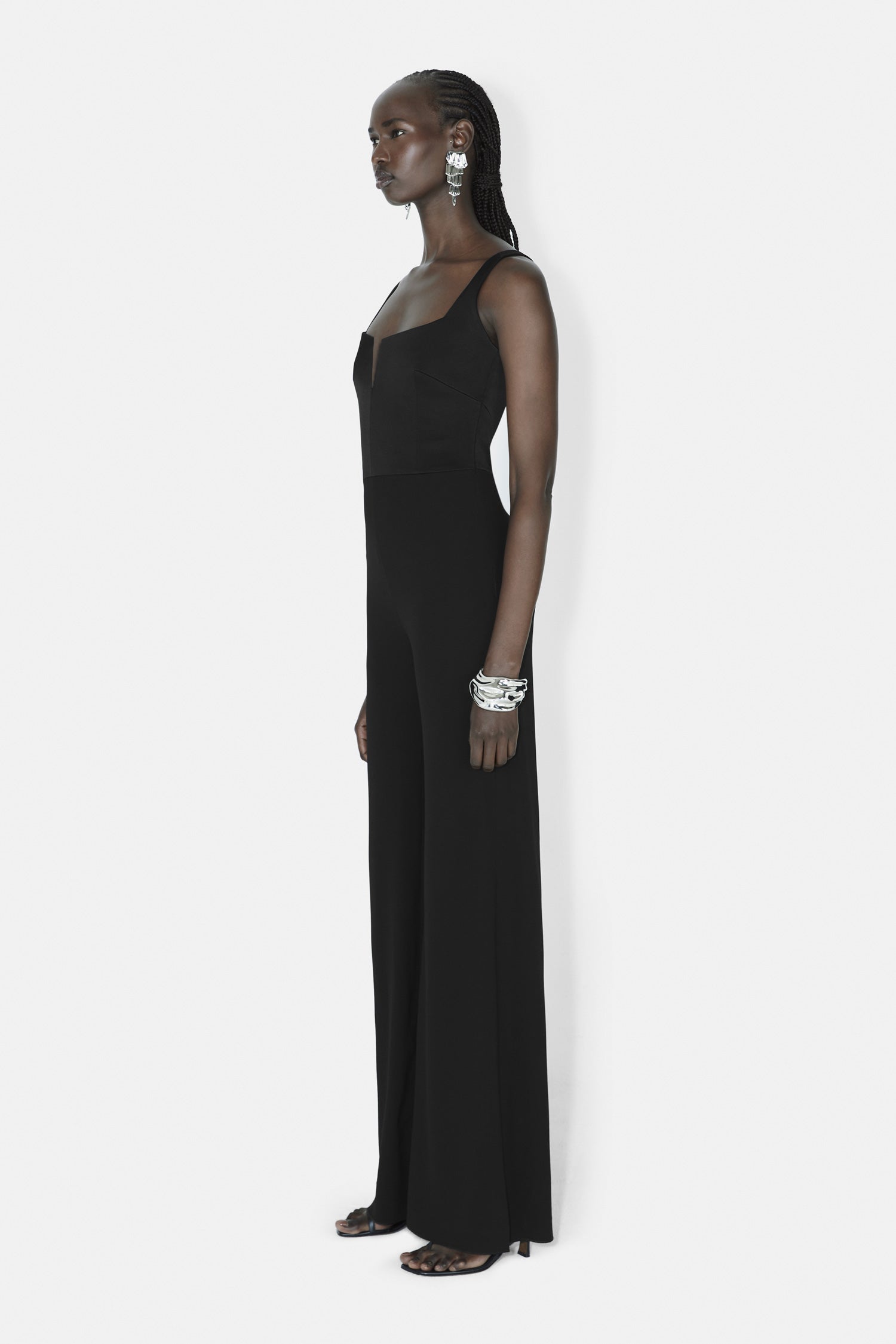 fitted bodice against wide-leg trousers