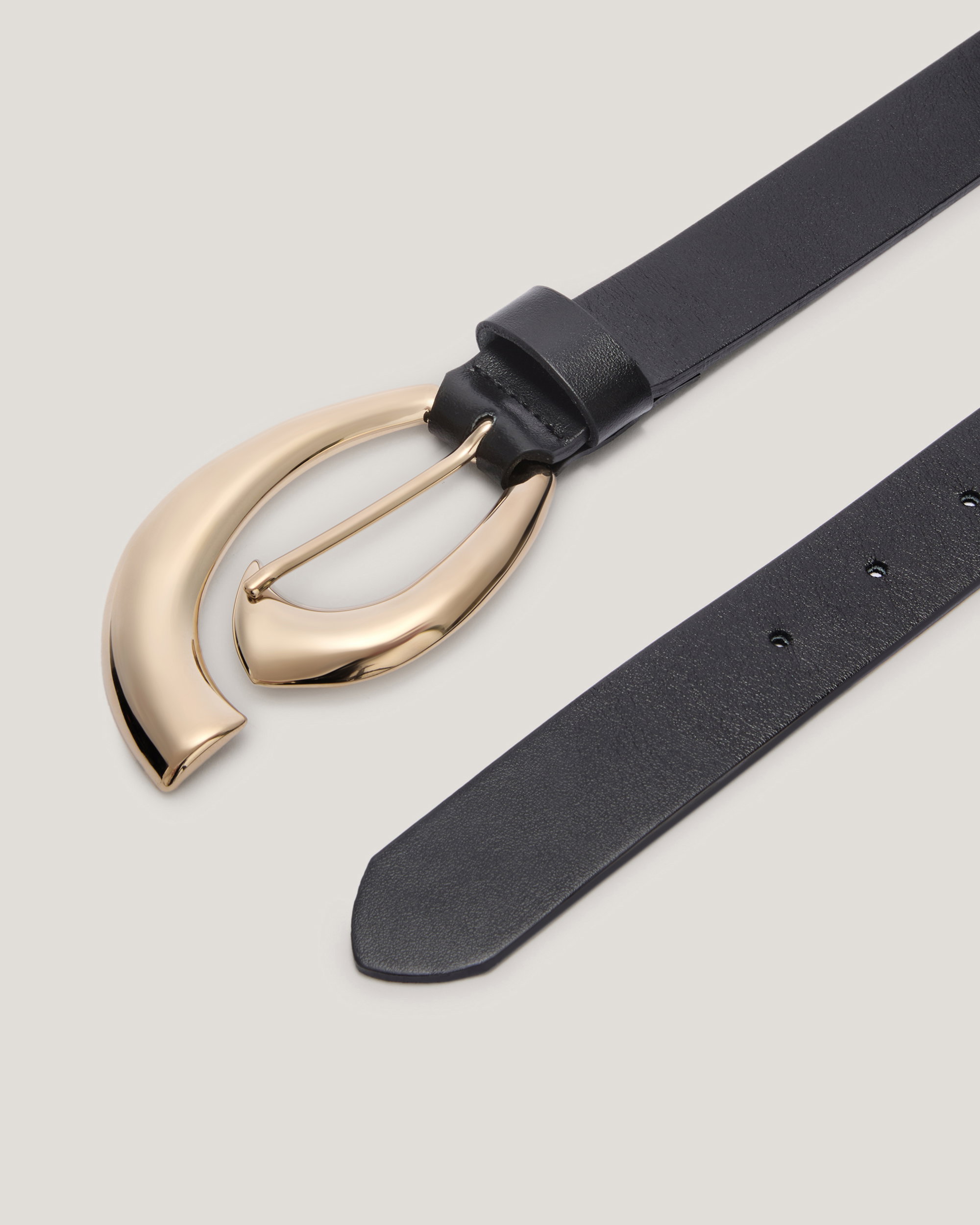 buckle detail