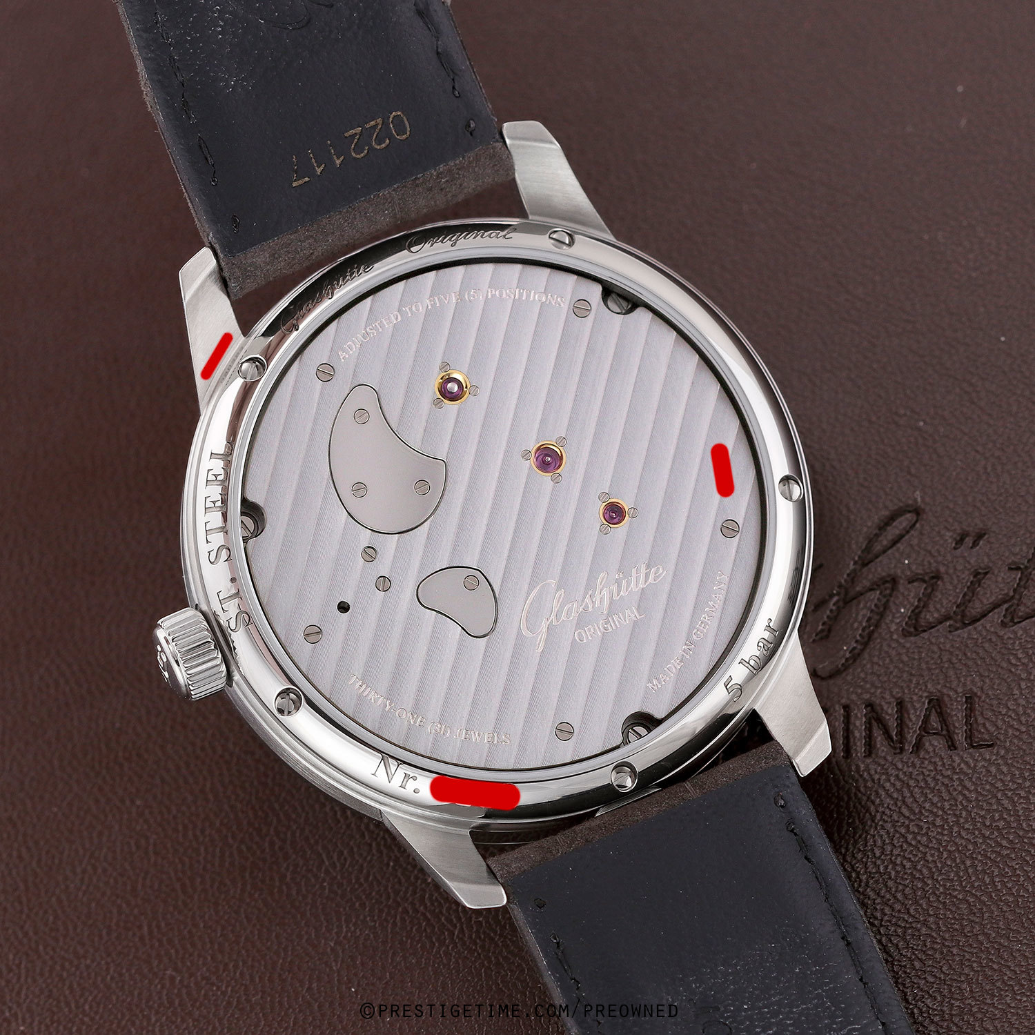 Angled PanoInverse view showing the dial-side plate