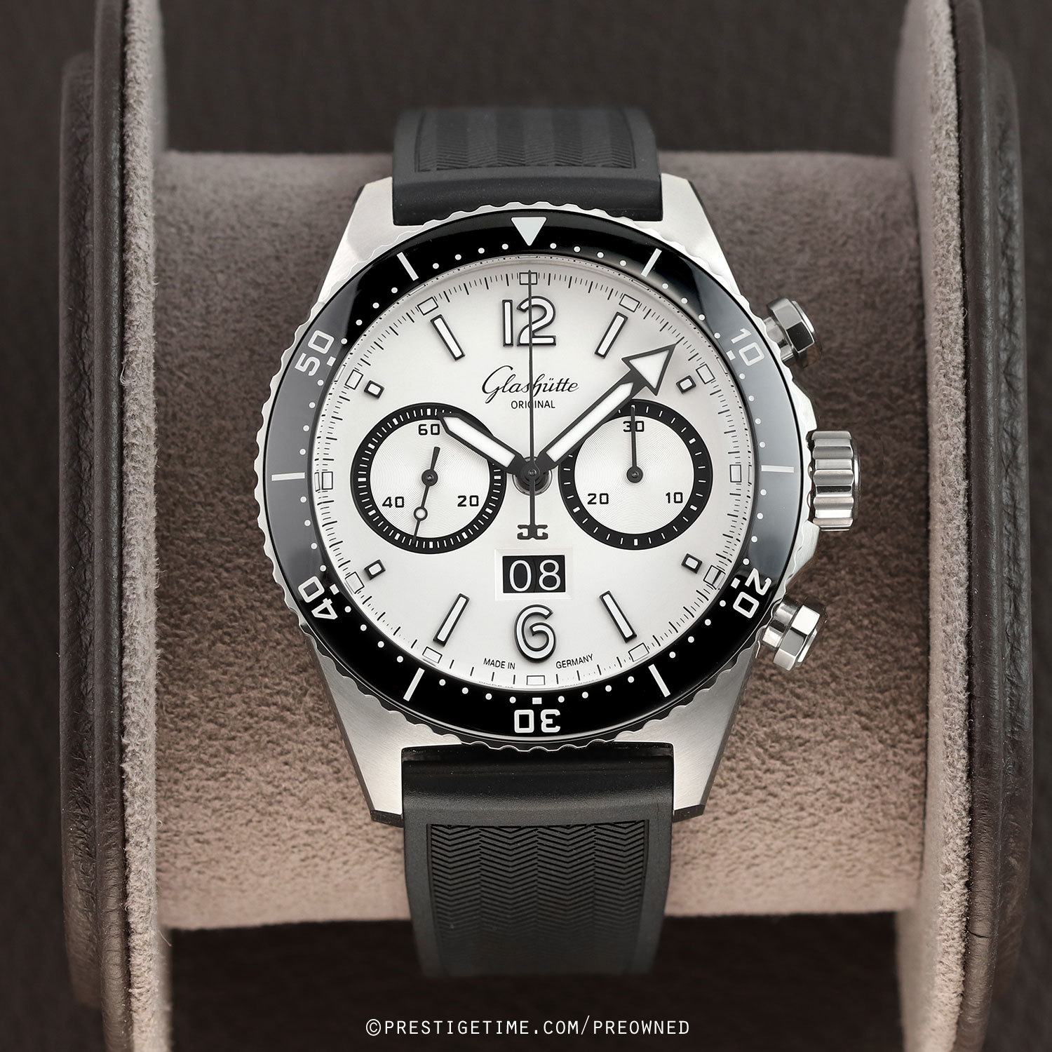 SeaQ Chronograph boxed product view on rubber strap