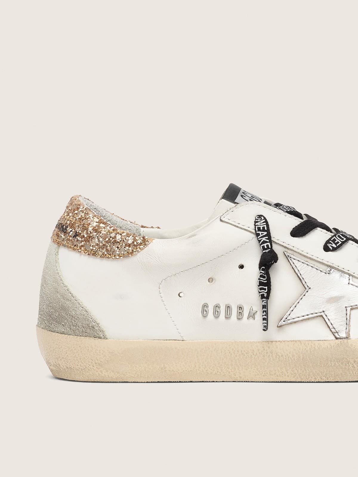 heel and star detail