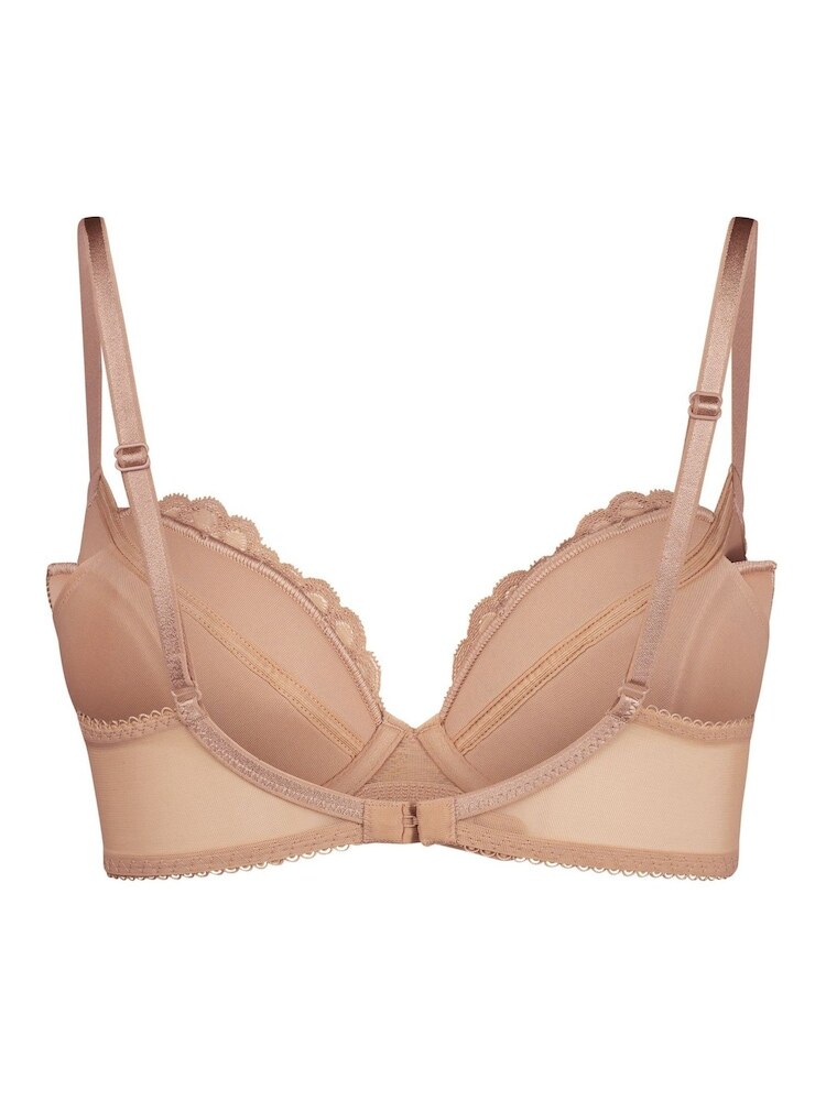 nude packshot