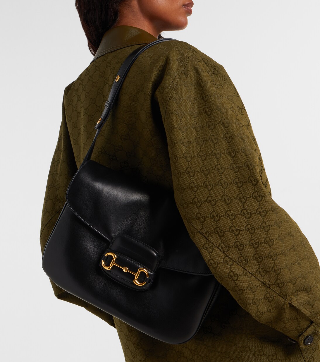 Top-handle and shoulder-strap carry