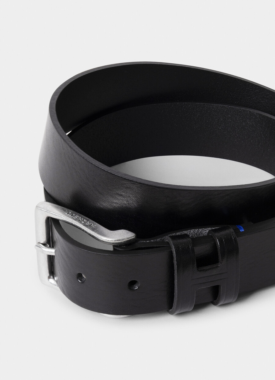 black H-keeper belt buckle