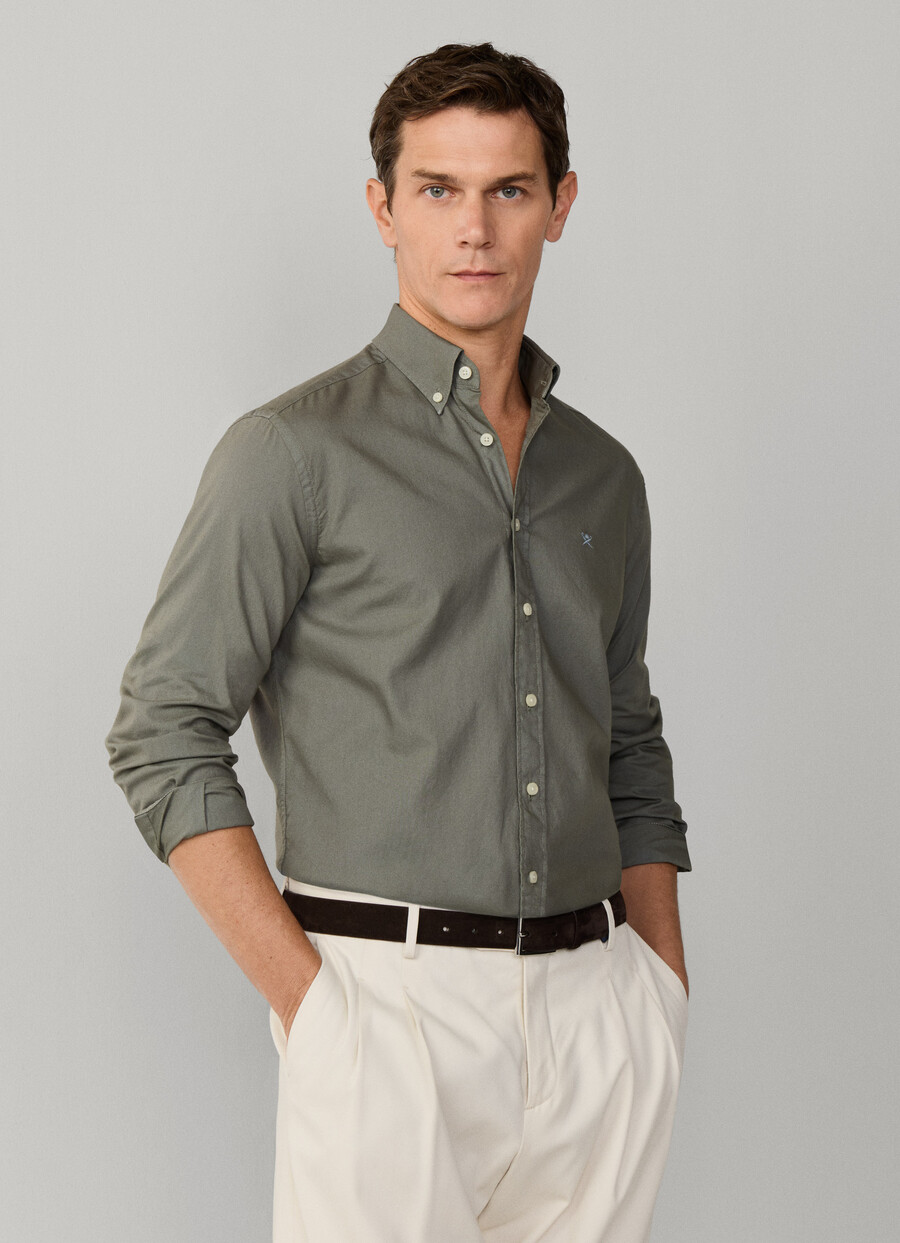 green garment-dyed Oxford front