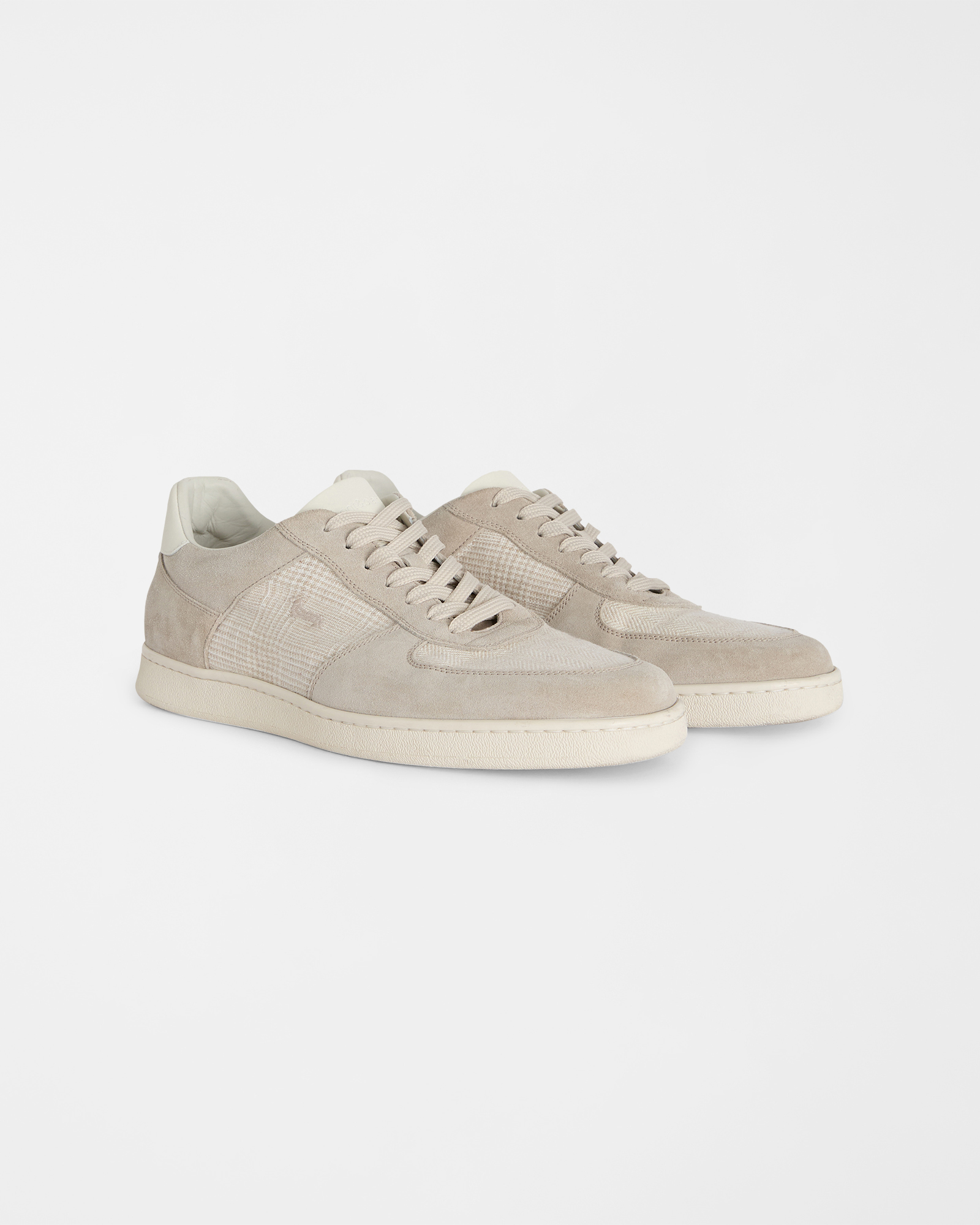 Alternate angle showing the made in italy silhouette