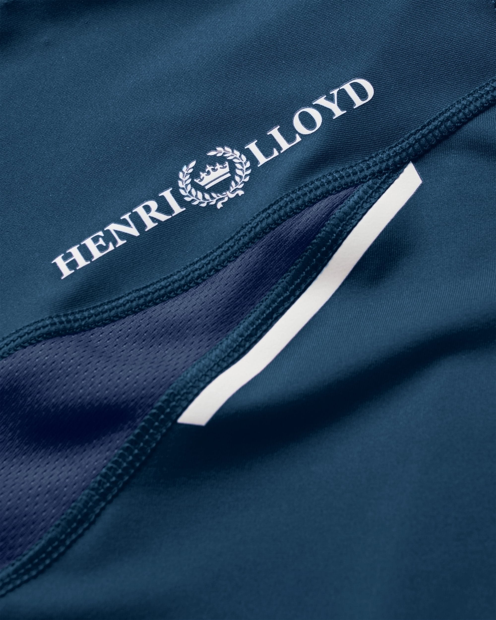 Logo and sleeve detail