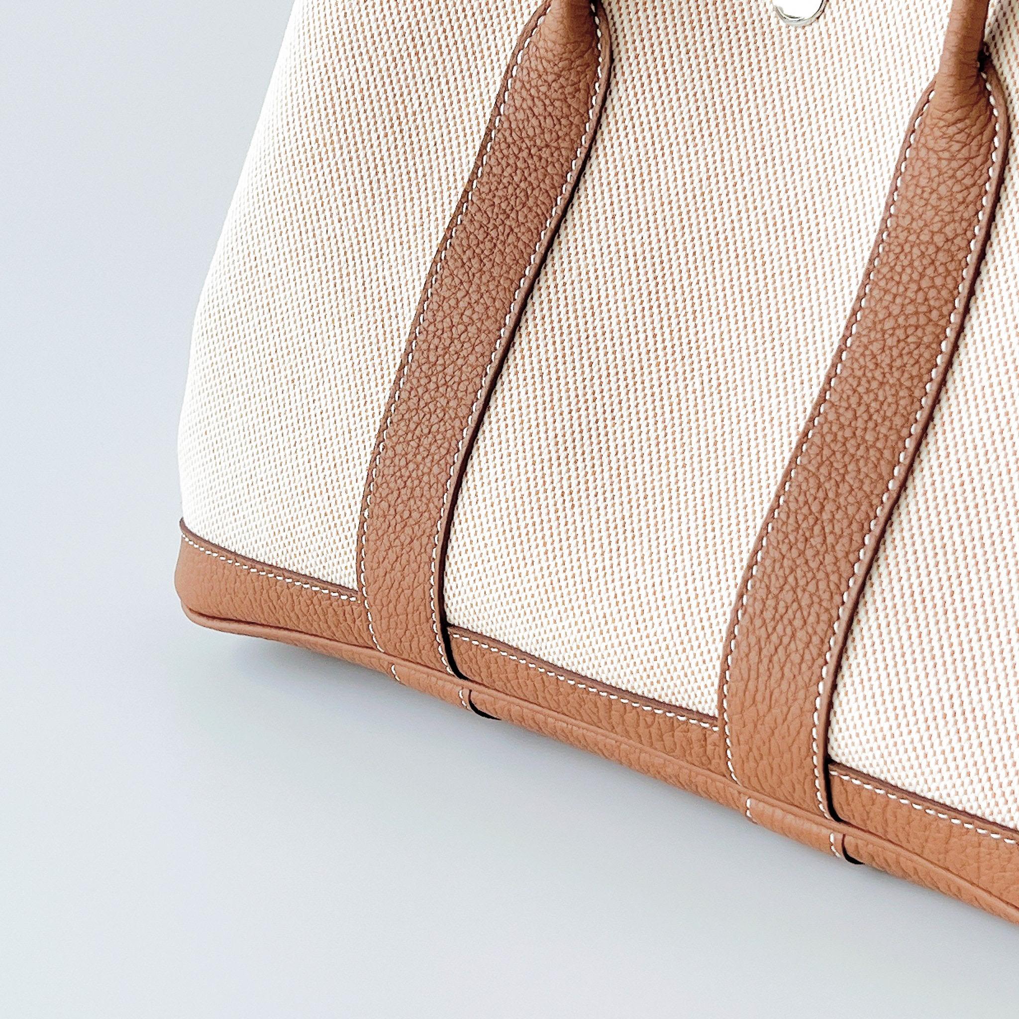 Detail of the canvas weave, leather straps and reinforced base