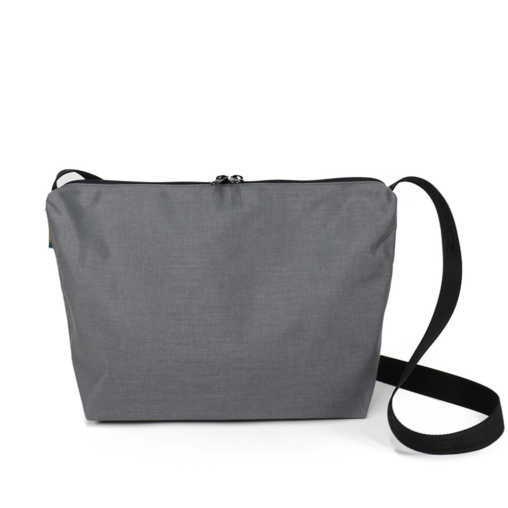 1754CJQ Logo-Strap Shoulder Bag L