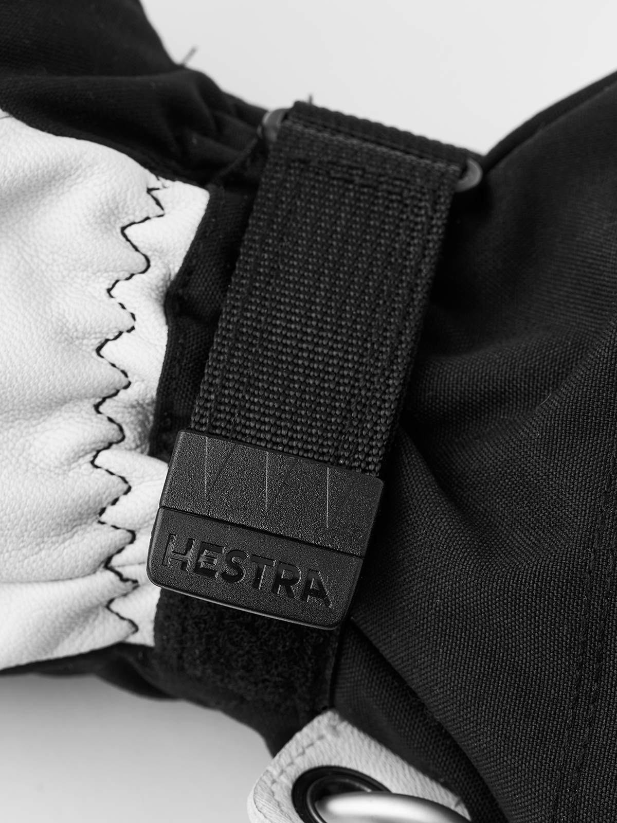 snowlock and wrist strap details