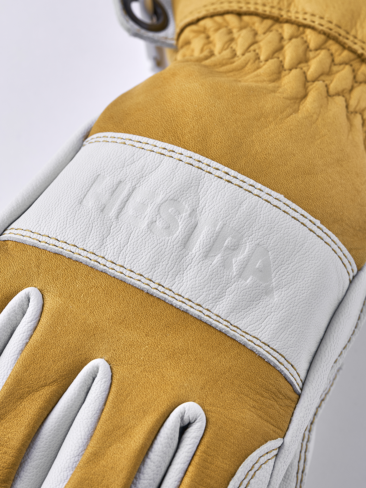 wool liner and shell detail