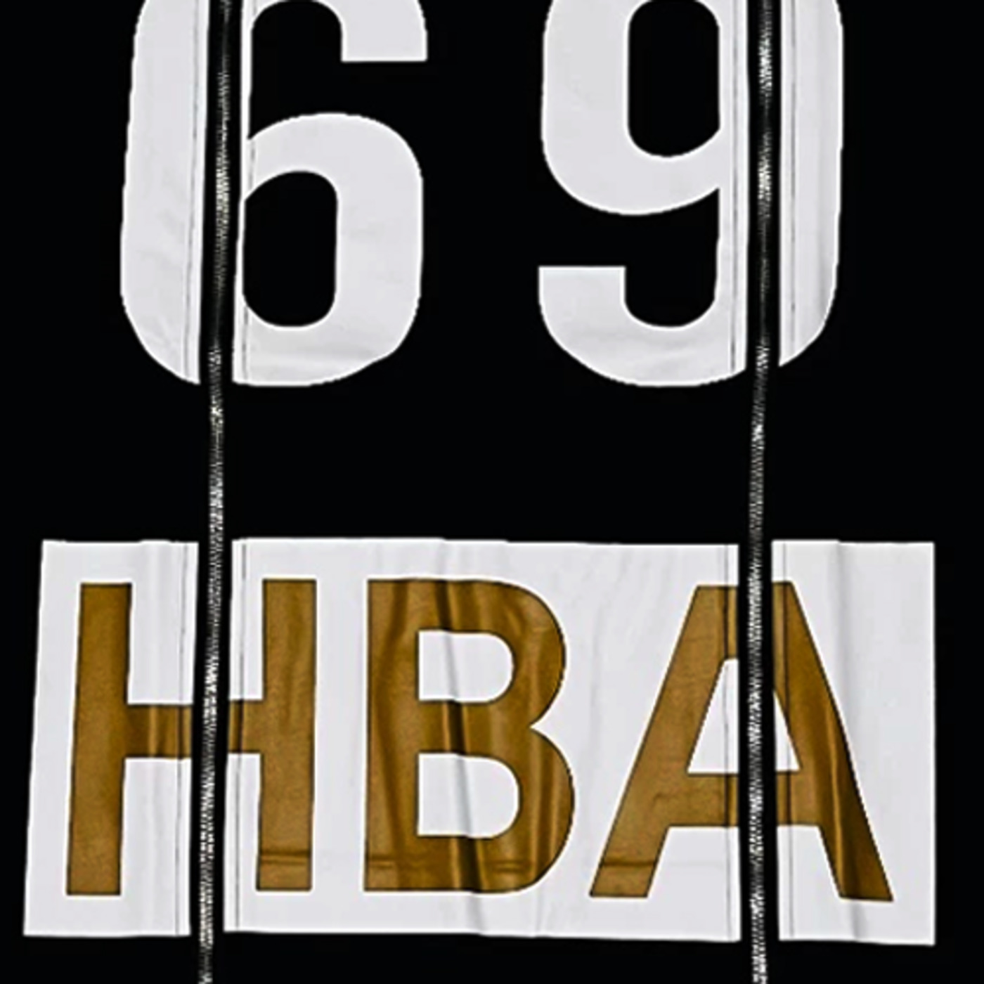 Side-zip and sleeve-block detail
