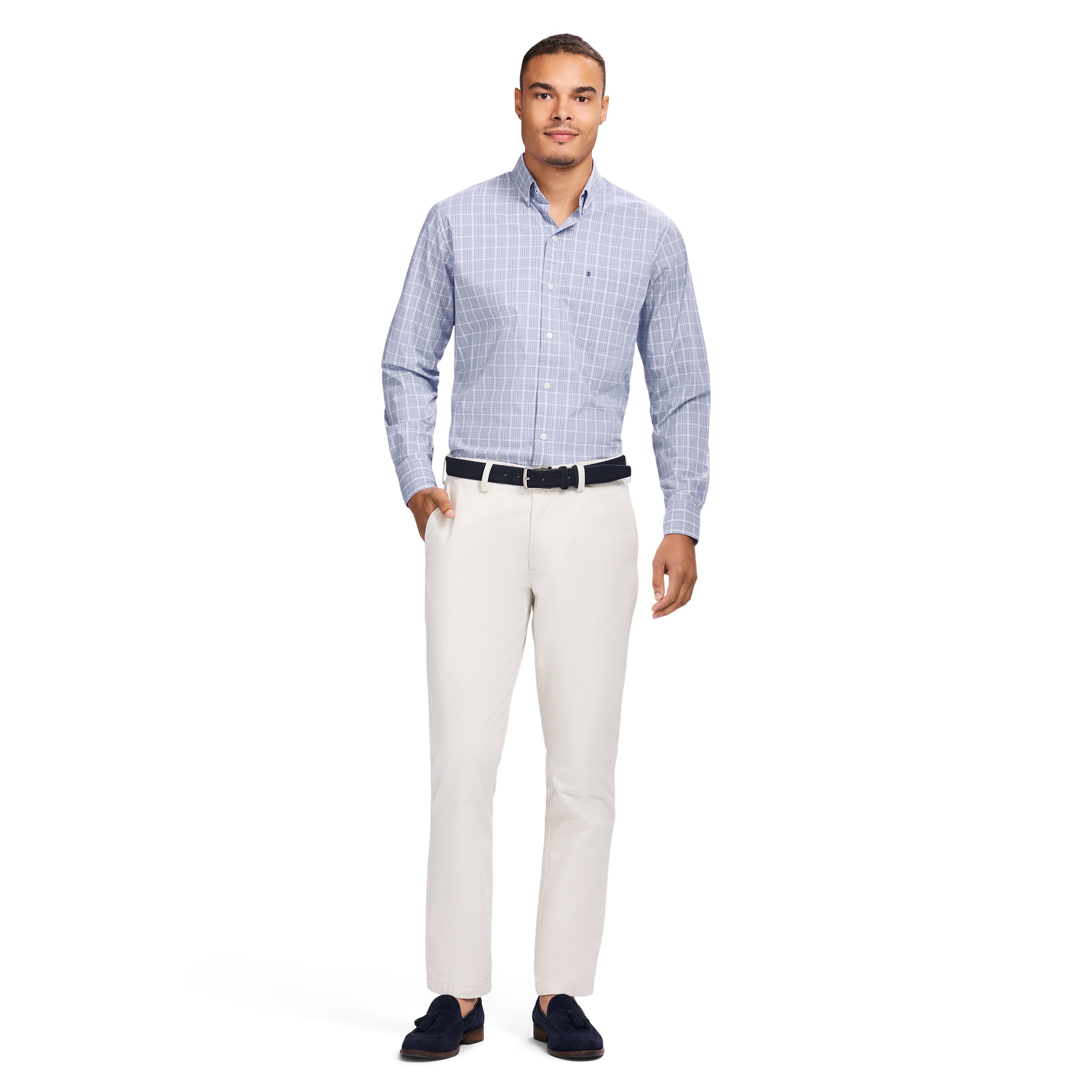 Full look showing the classic fit