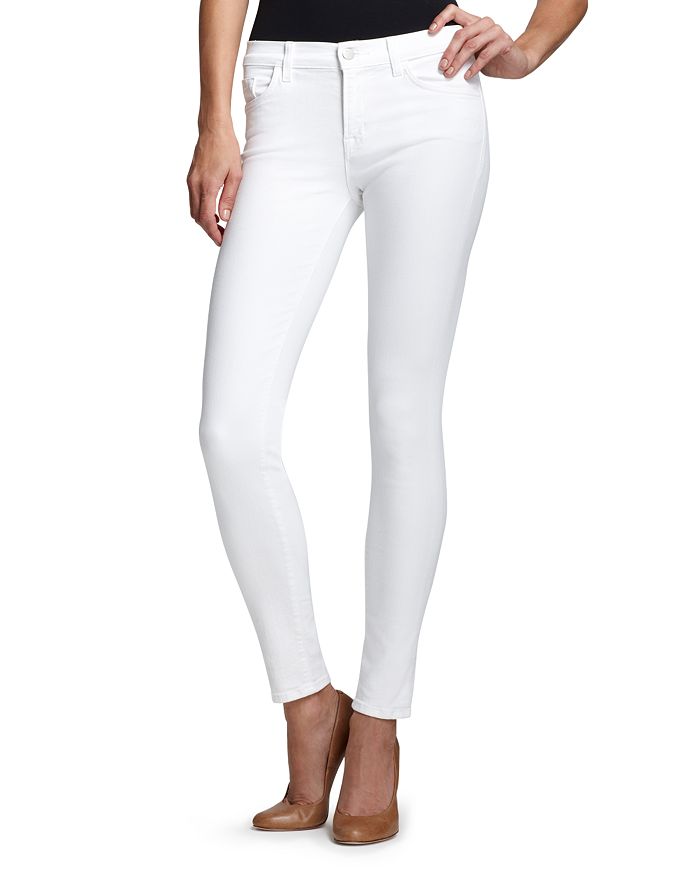White twill variation of the 811 fit