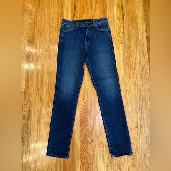 Another dark wash highlighting the cropped ankle line