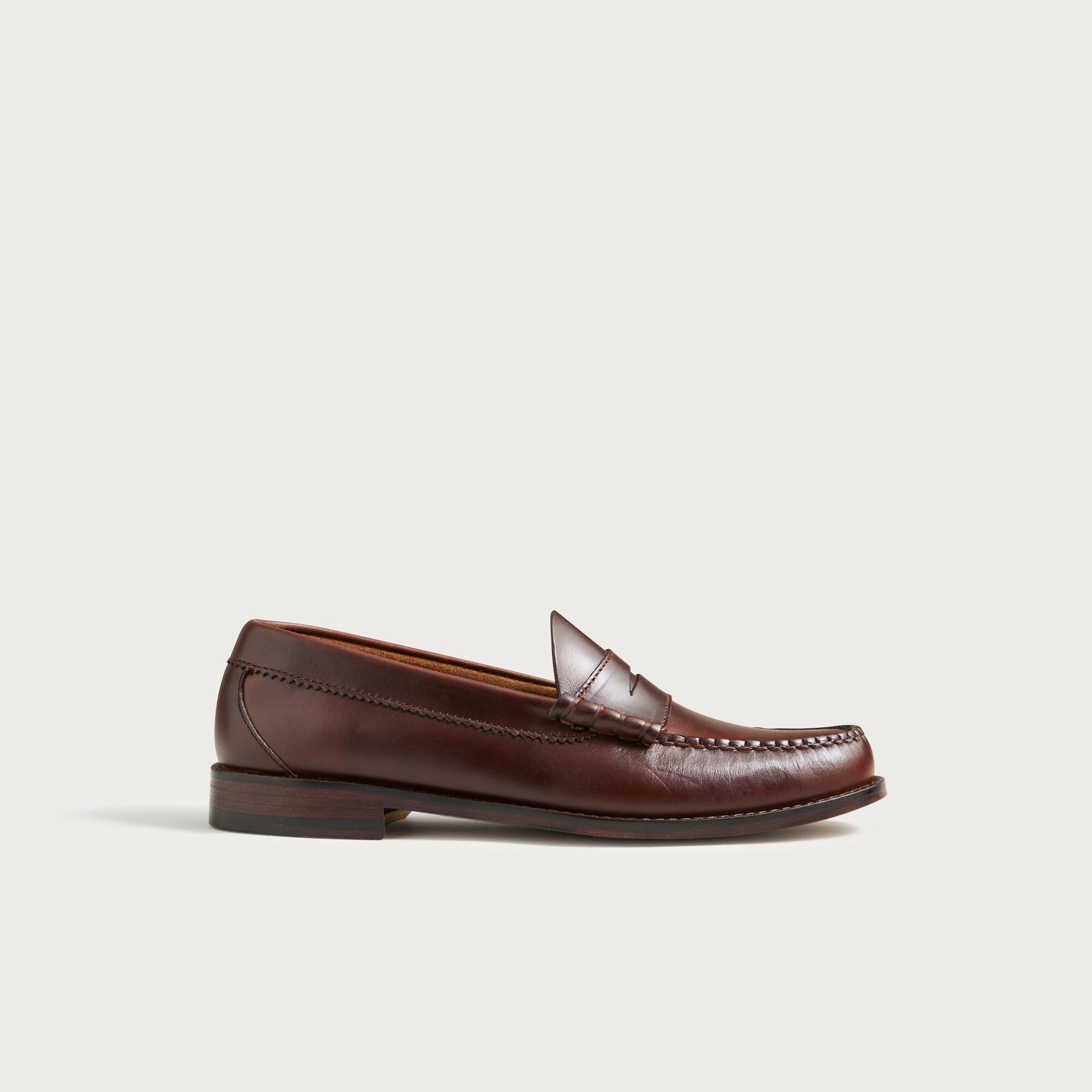 Profile showing the low stacked heel and elongated line
