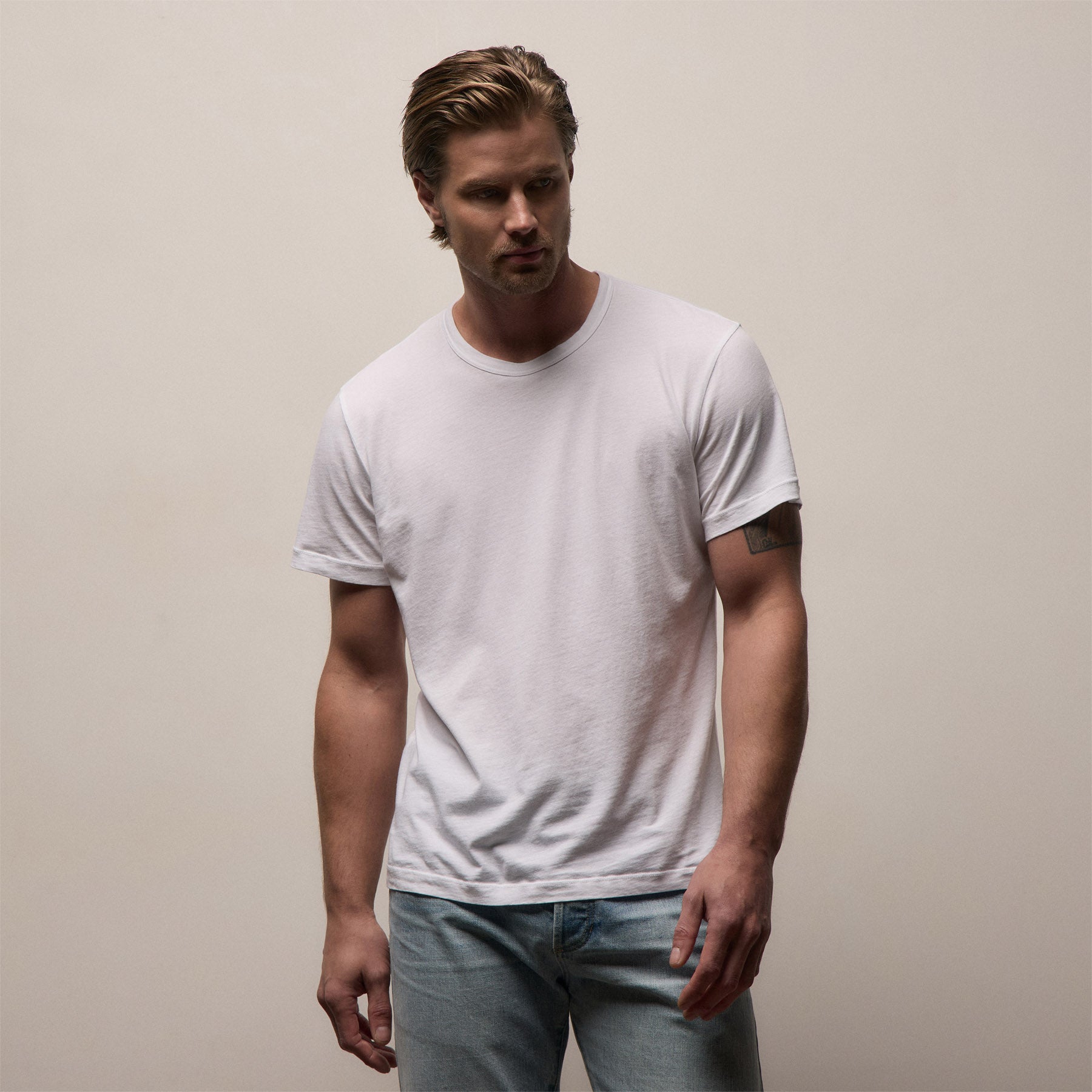 Short Sleeve Crew Neck material detail
