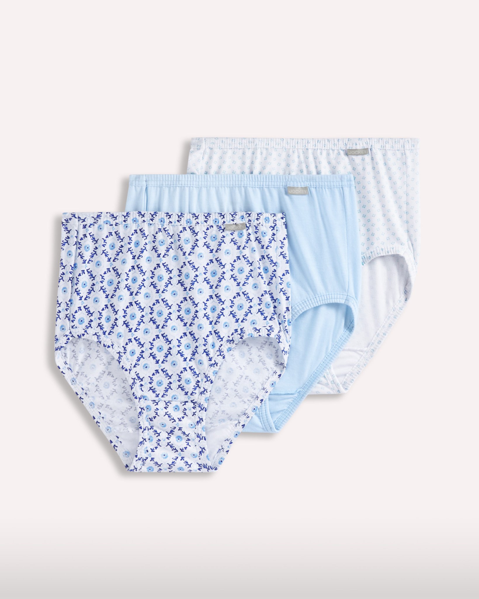 Three-pack laydown in the signature cotton assortment