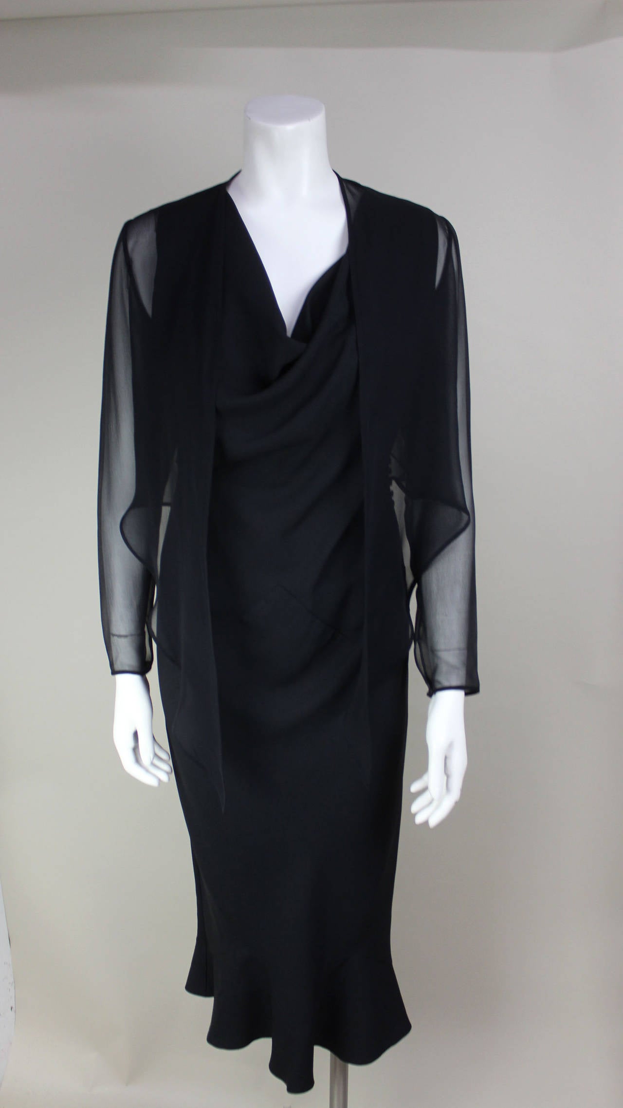 Mannequin view with the sheer overlayer in place