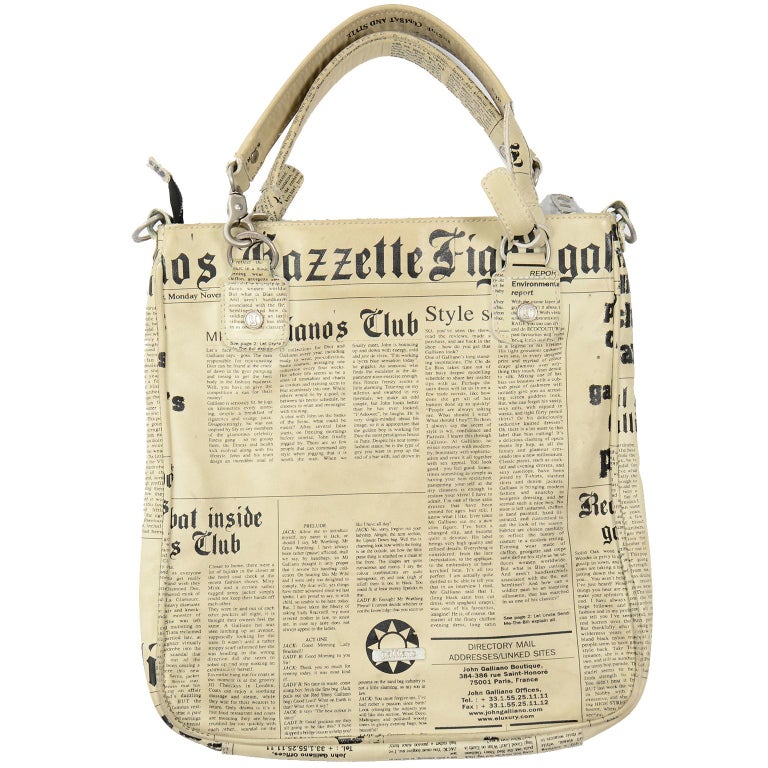 Reverse view with full-panel print