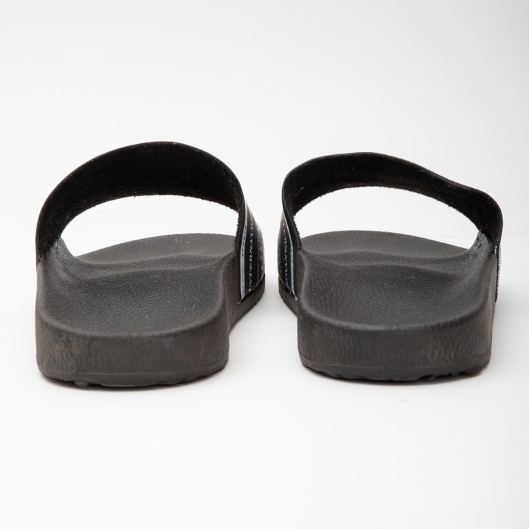 Rear view showing the easy slip-on shape