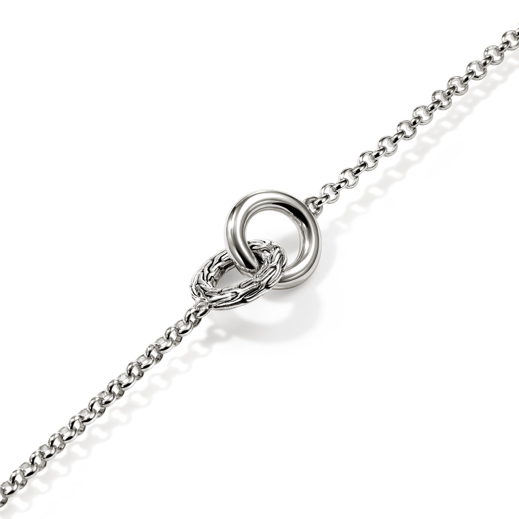 JH Essential Link Bracelet — close-up detail