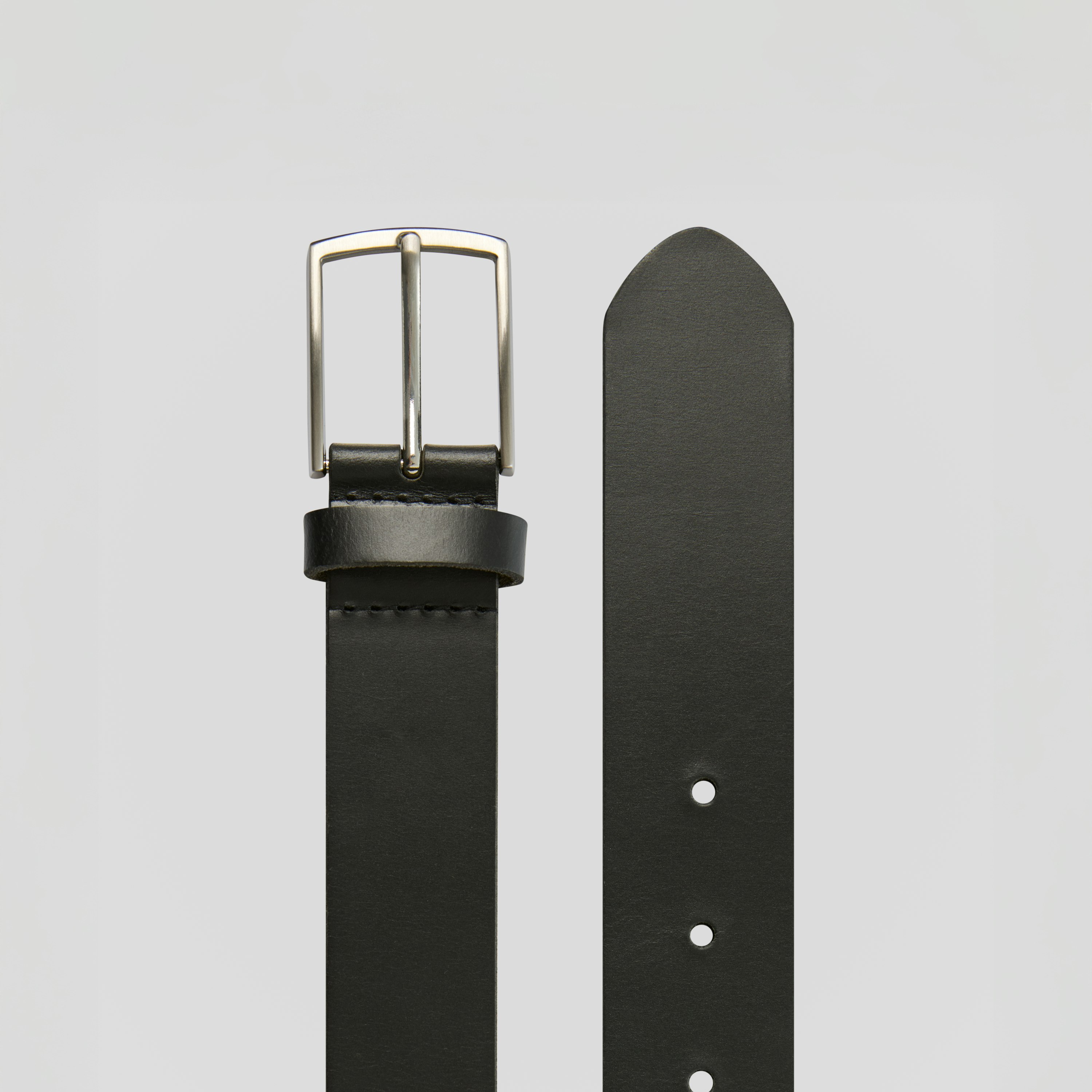 Alternate official angle from the product gallery.