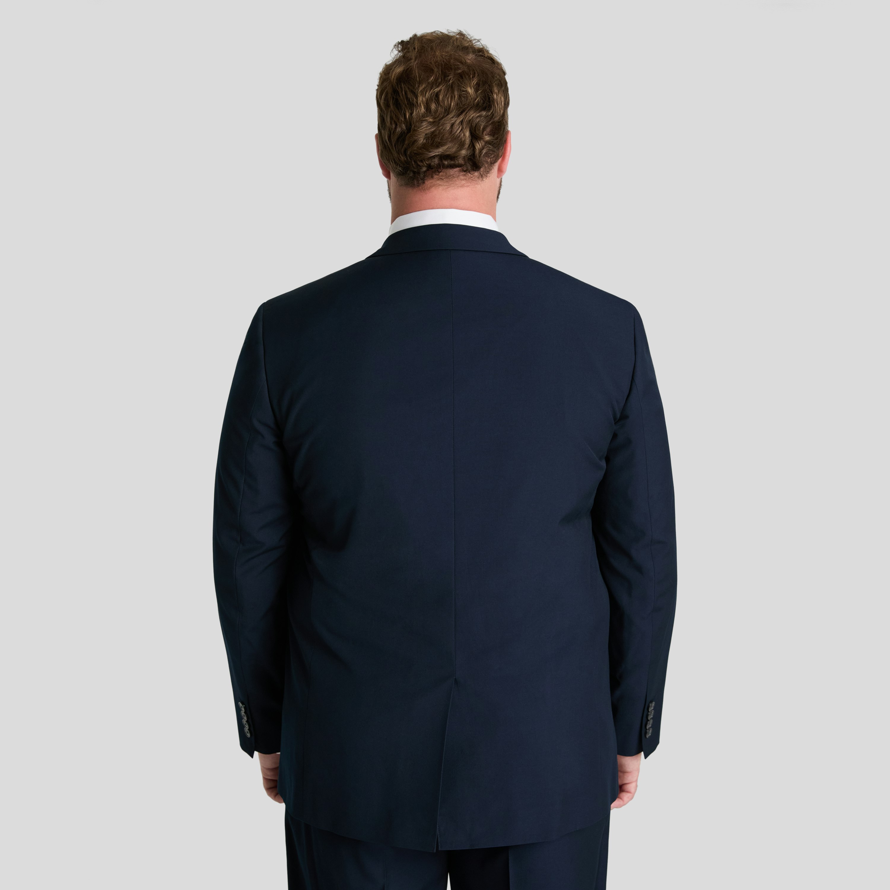 Rear or side view from the official gallery.