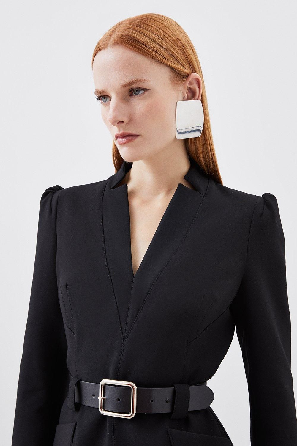 Side slit and hem movement