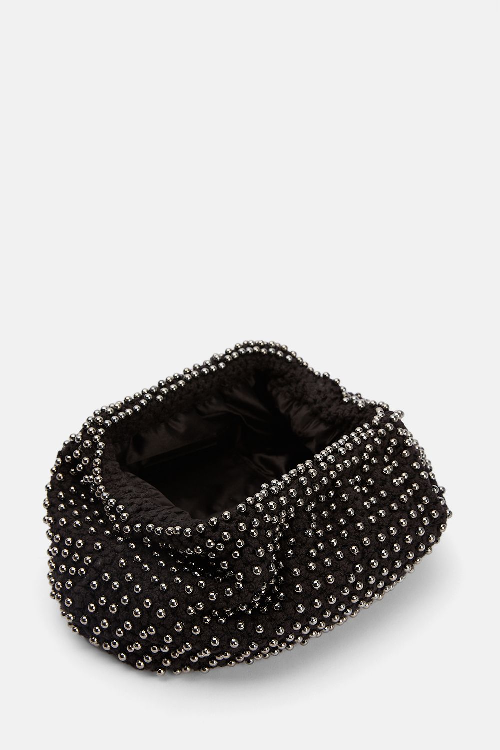Detail of the pearl embellishment and texture