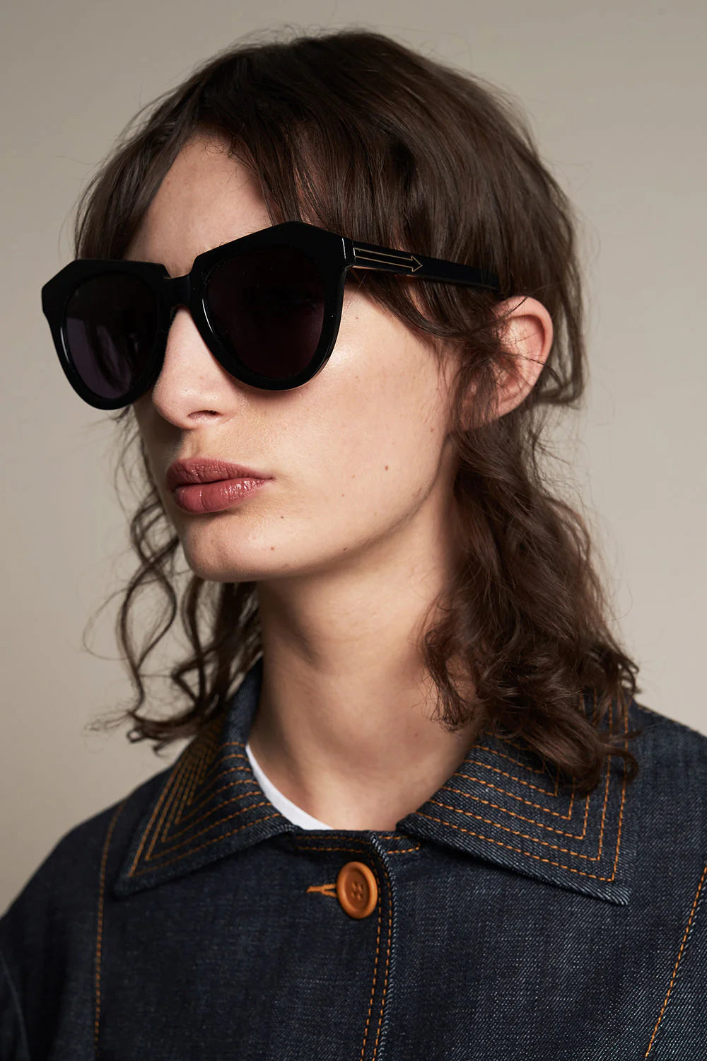 Another wear shot that shows the softened cat-eye line