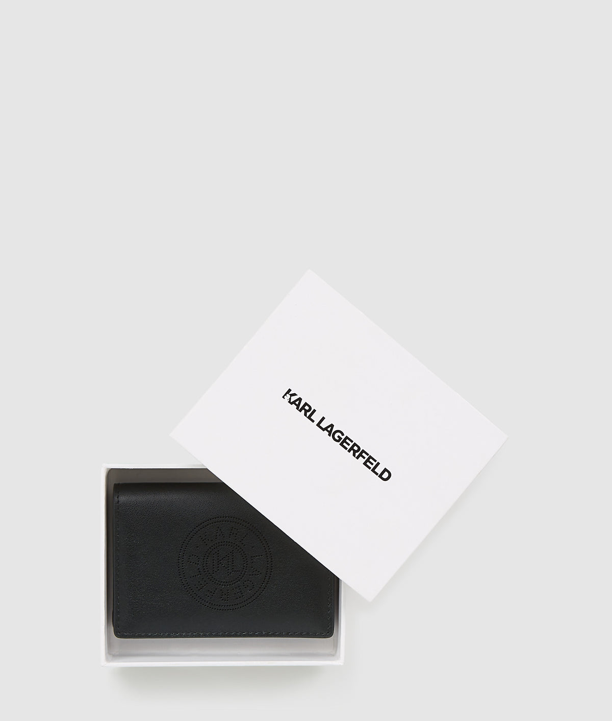 Cardholder with presentation box