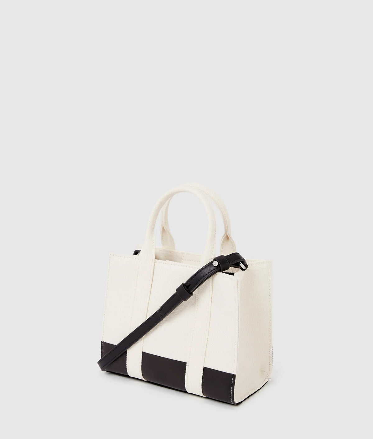 Side profile of the mini tote