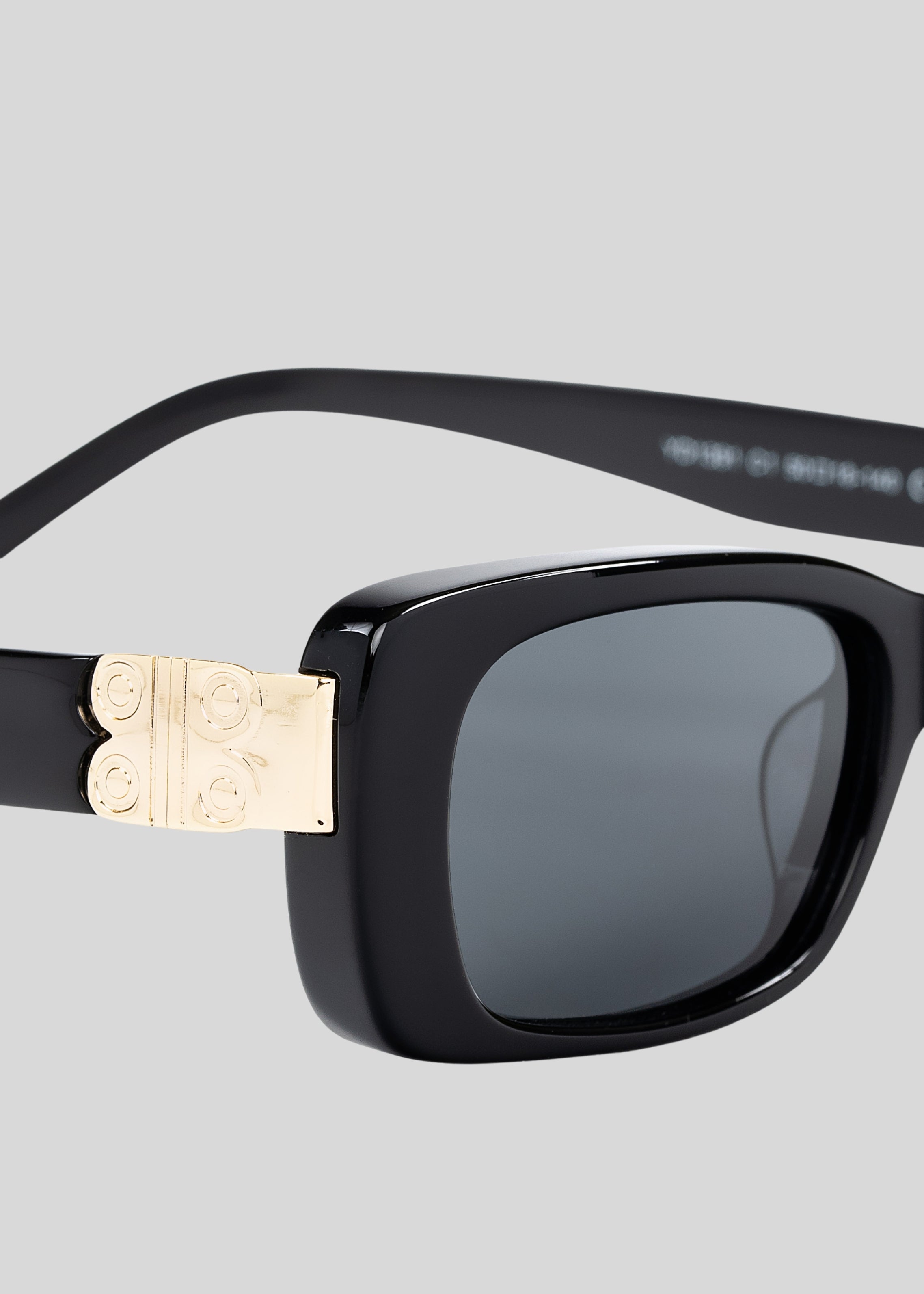 studio packshot
