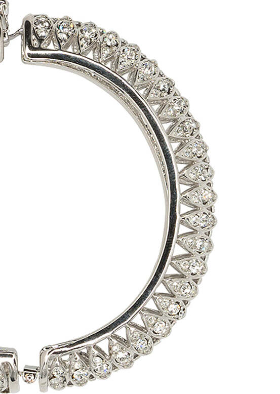 Detail crop on the crystal-set rim and opening