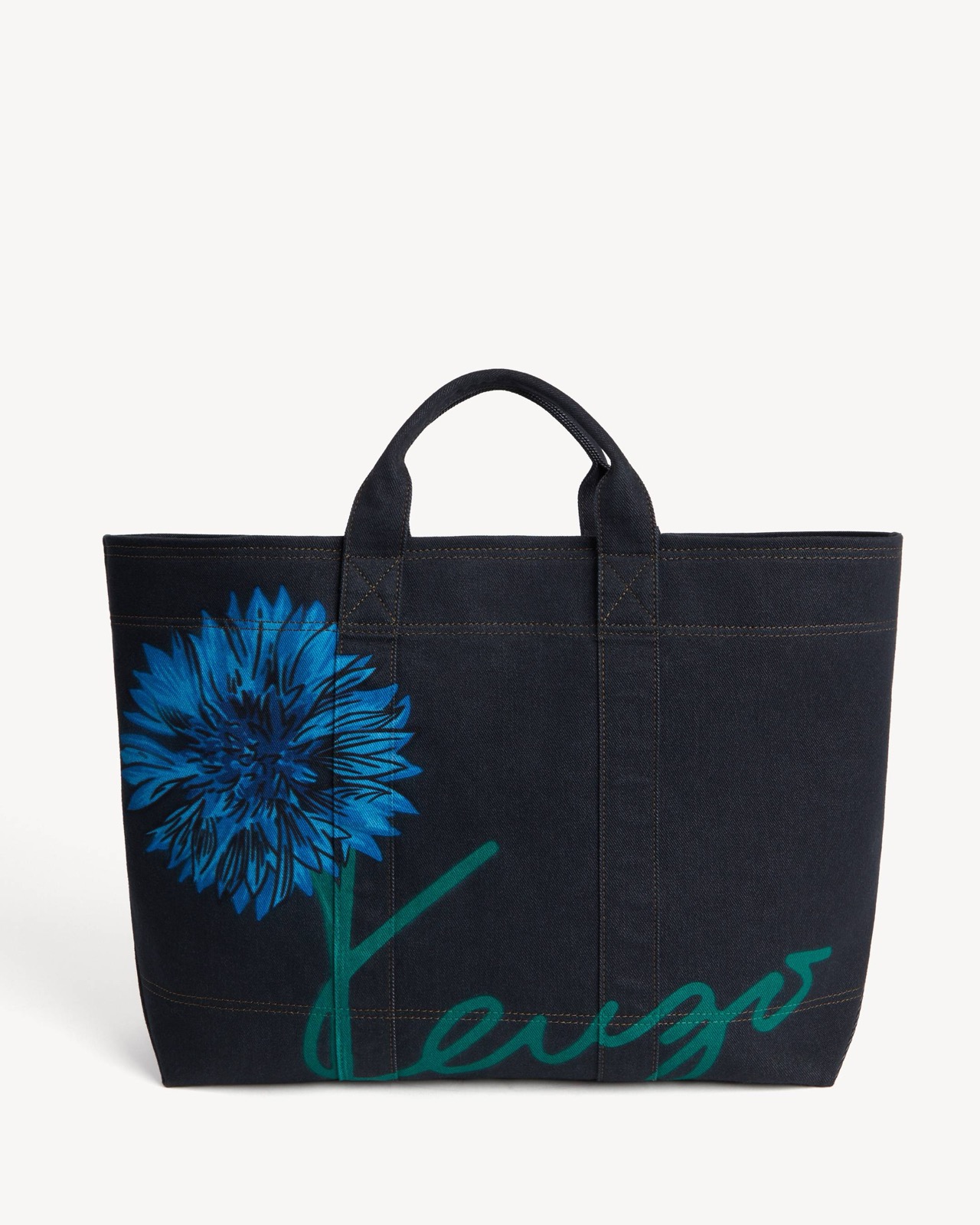 Side and base of the canvas tote