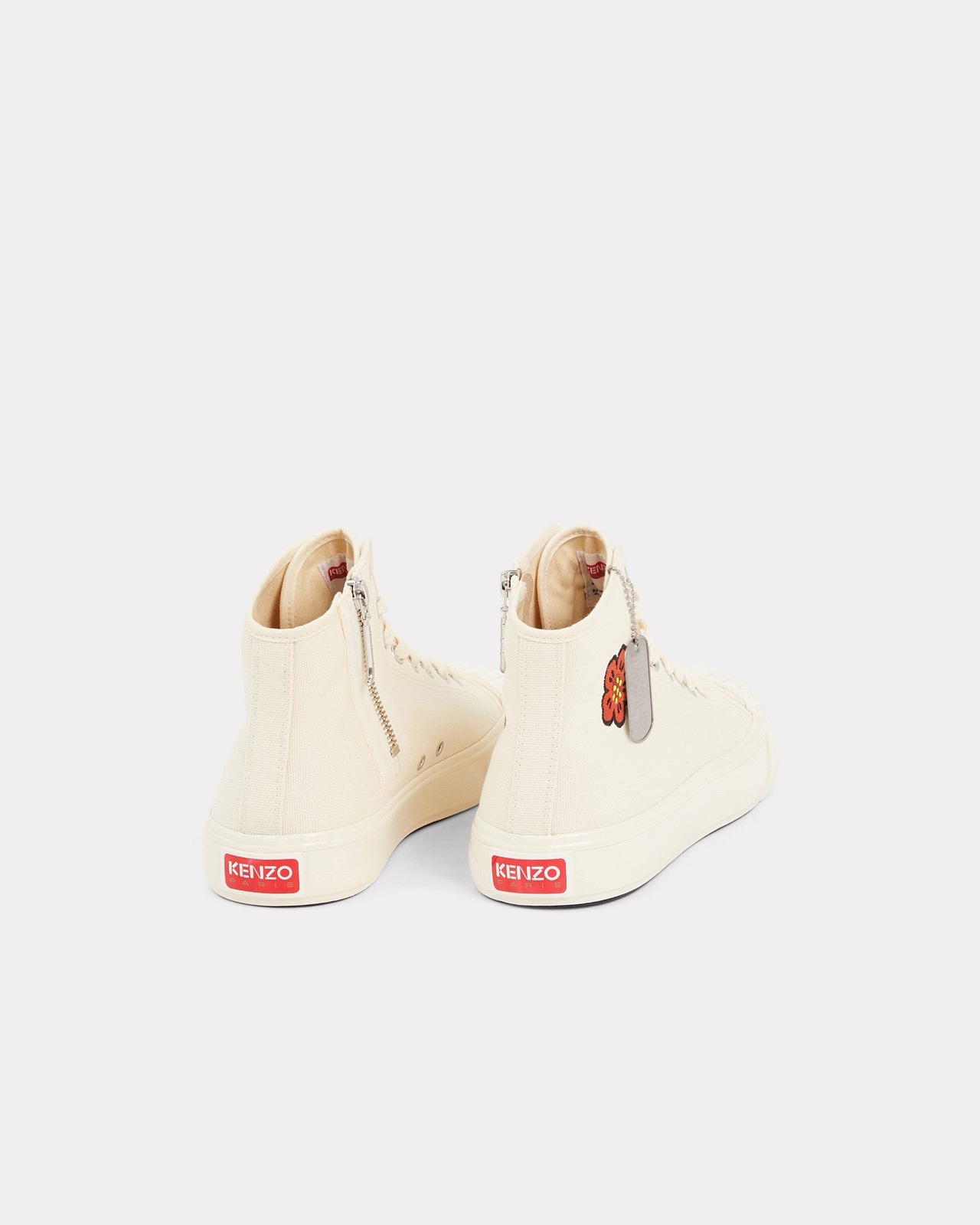 Rear pair view with the KENZO Paris sole tab