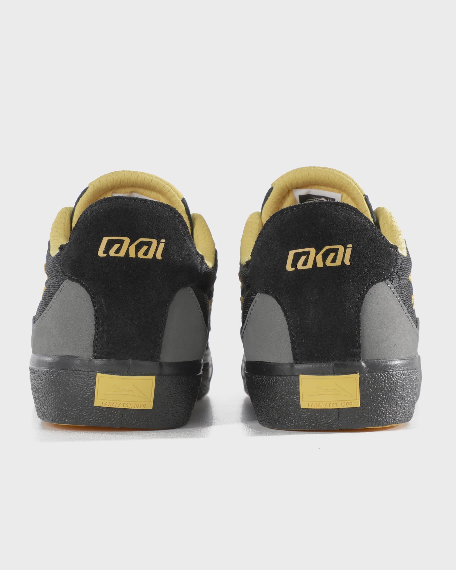 Heel view