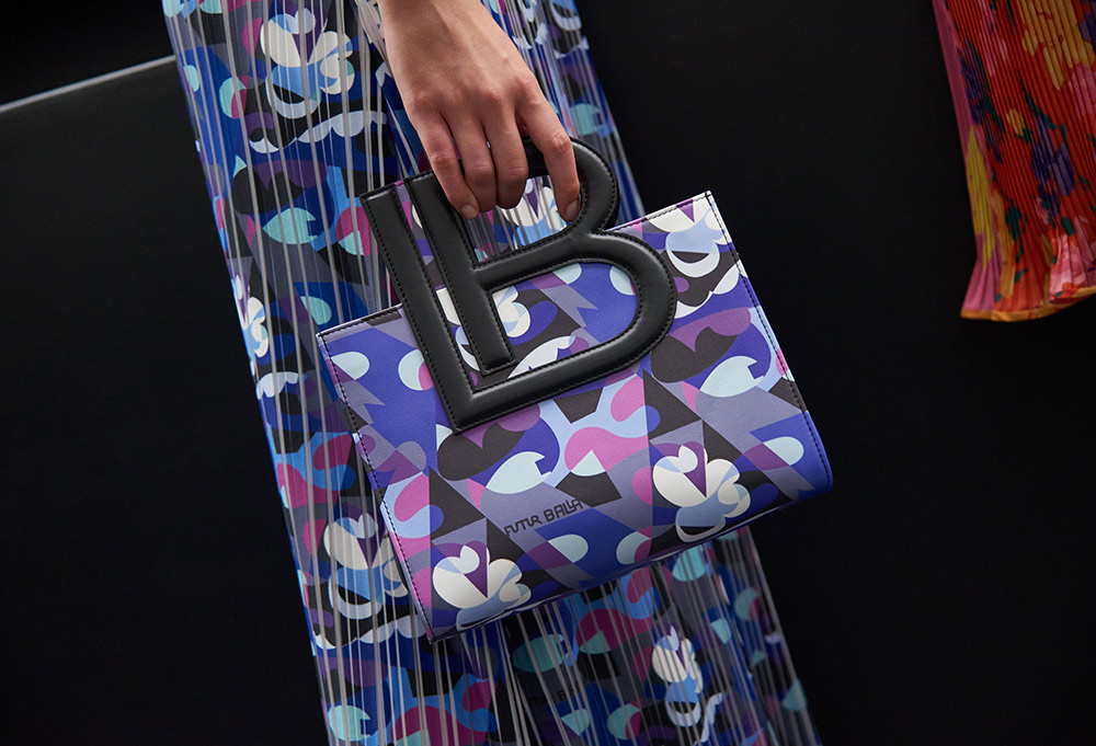 Back view of Futurballa LB BAG Midi