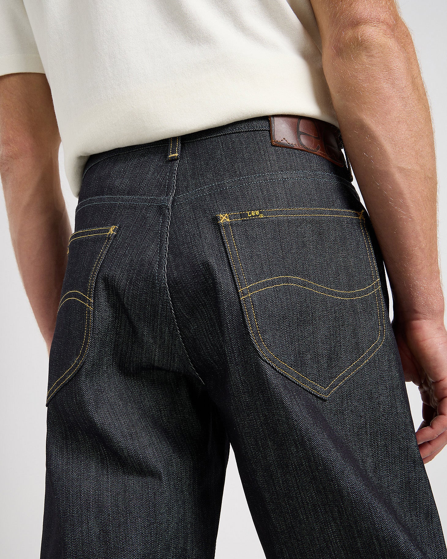 Back view with classic five-pocket construction