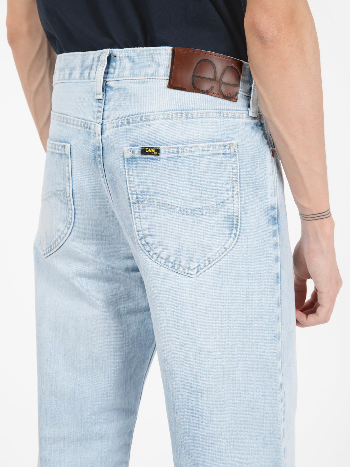 Lighter blue 101 loose-fit variation