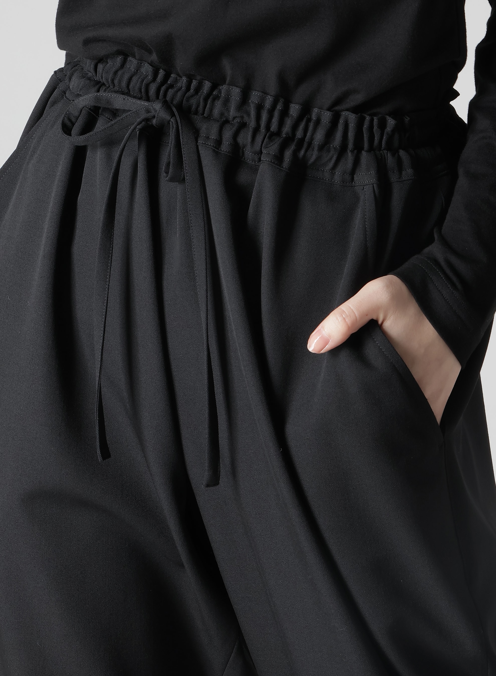 waist detail