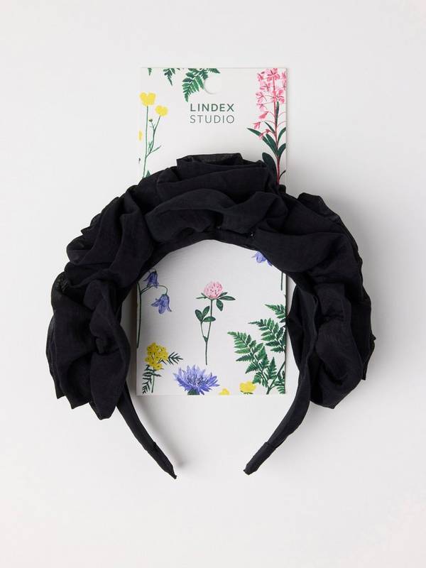Alternate view of the same soft headband