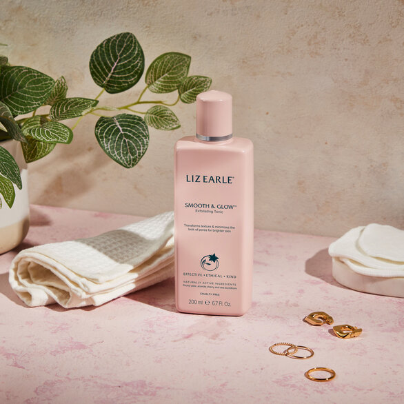 Smooth & Glow™ Exfoliating Tonic alternate view