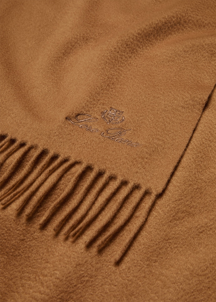 Detail of the tonal Loro Piana signature and fringe