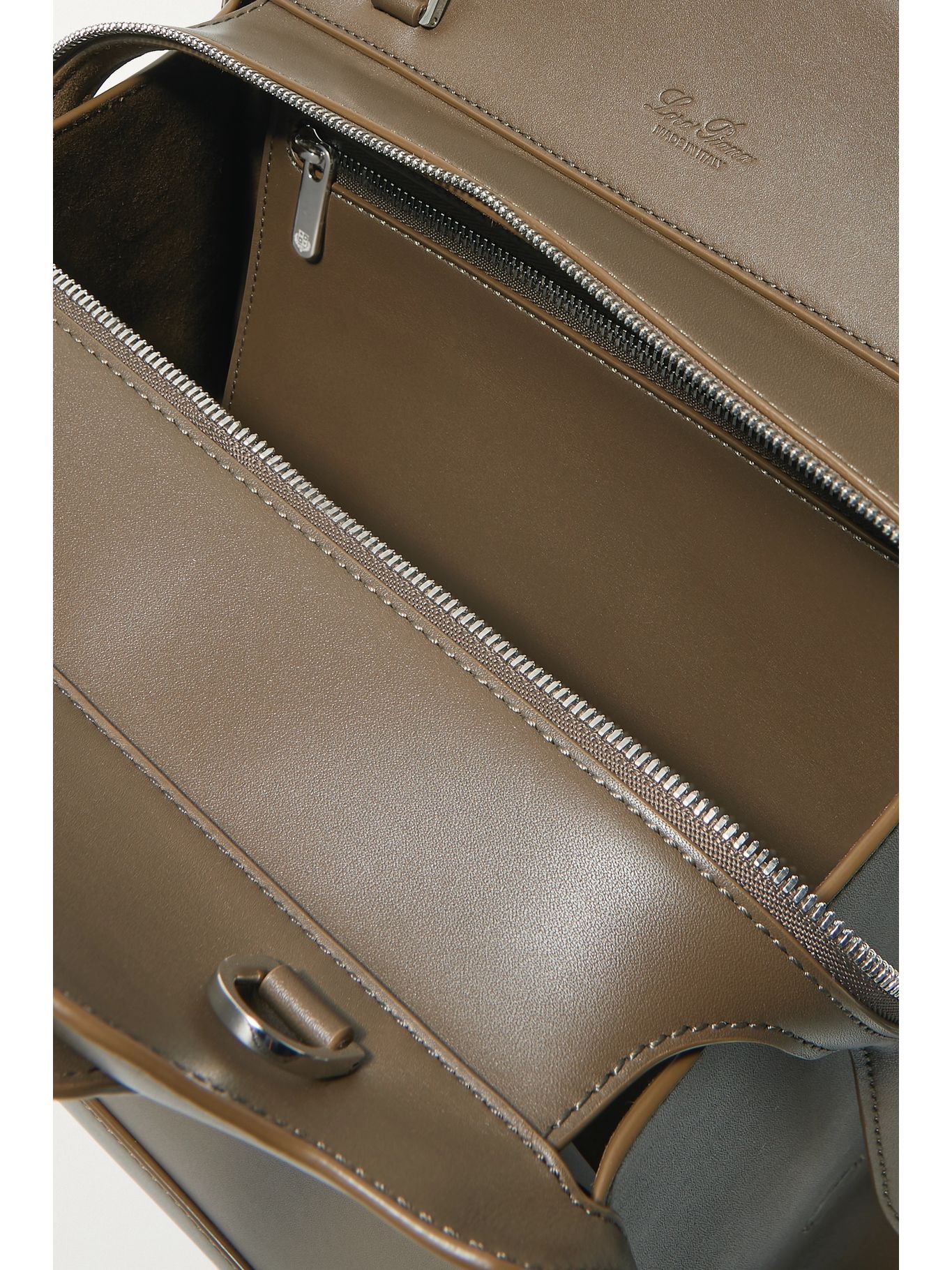 Closeup of the handle attachment and stitching