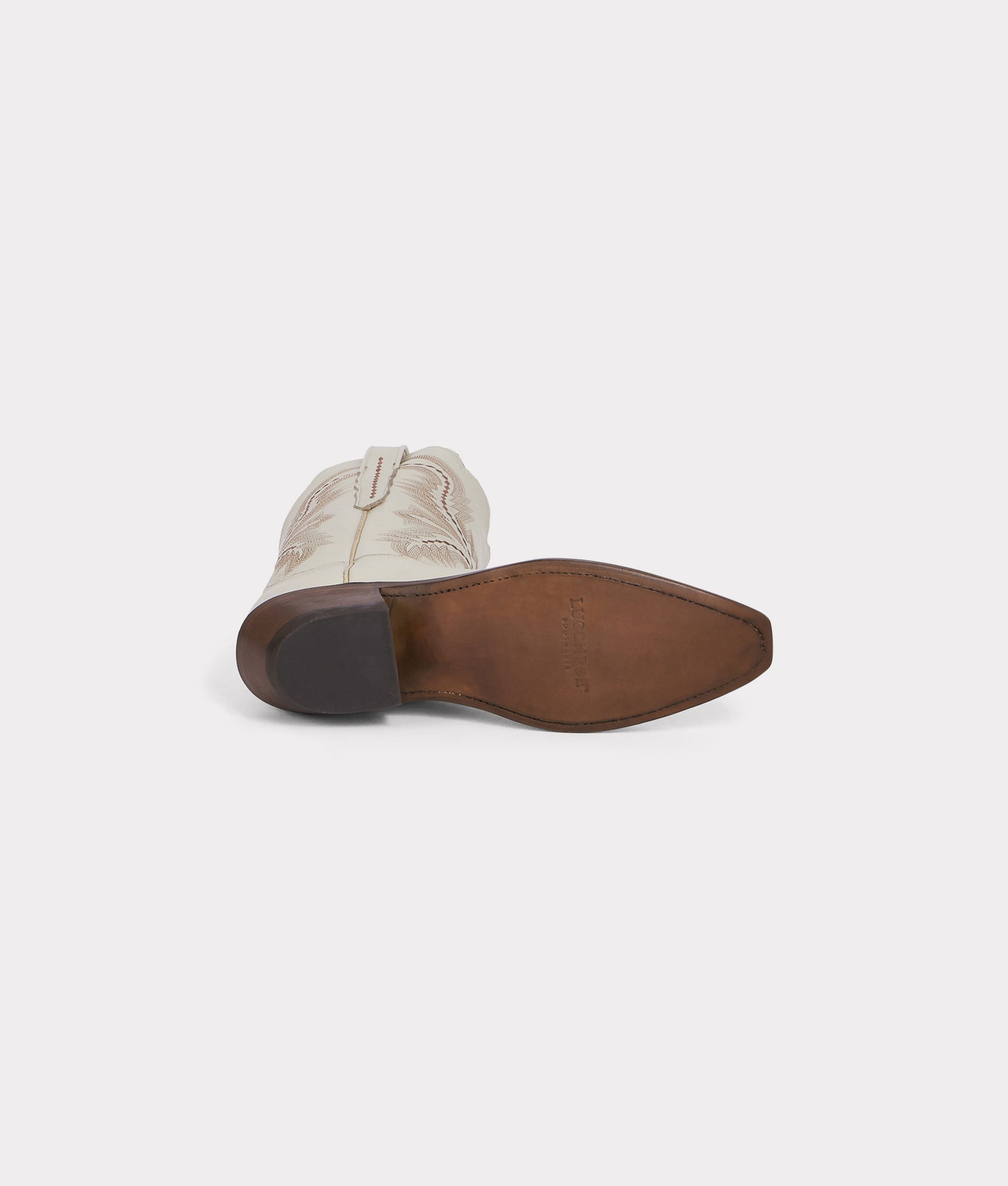 Toe detail