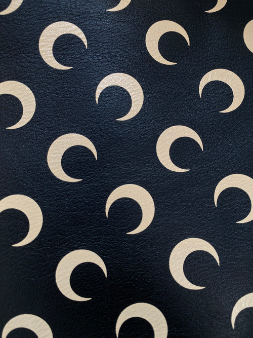 AOM screen-print detail