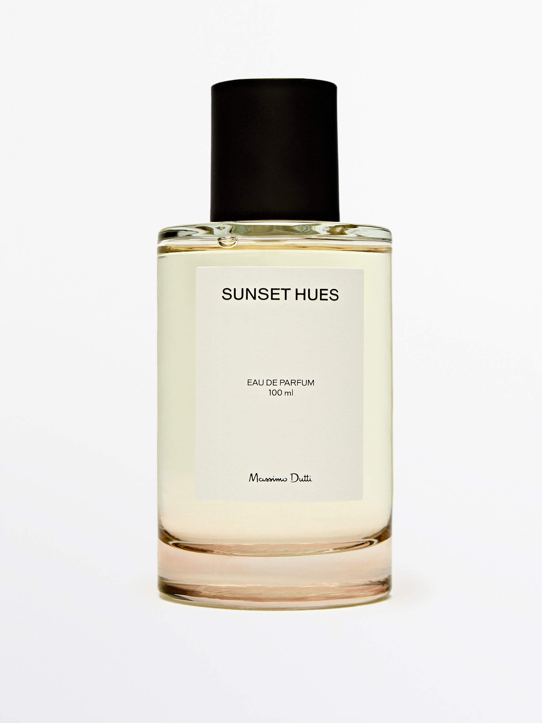 Alternate bottle shot from the same fragrance chapter